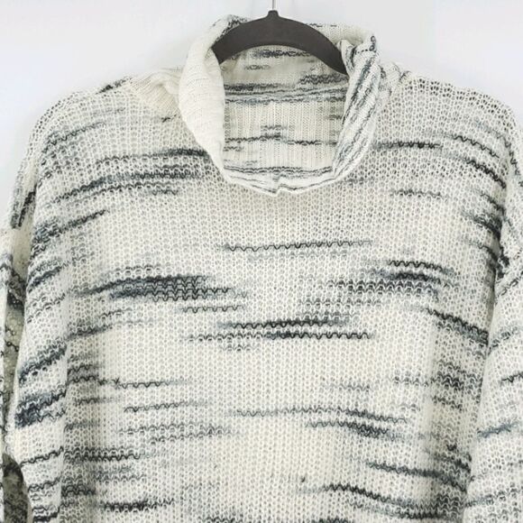 TORRID IVORY SPACE DYE TURTLENECK SWEATER 1X 14/16 - Picture 10 of 16
